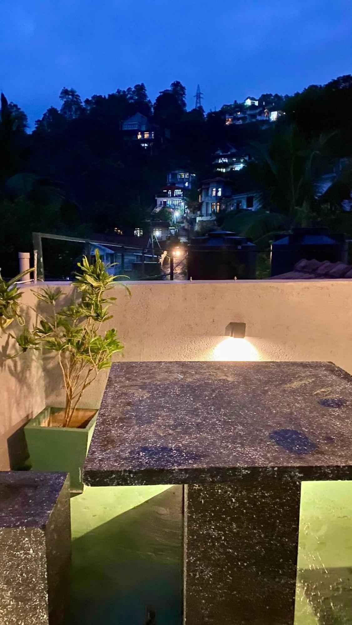 Grand Resort Kandy Zewnętrze zdjęcie