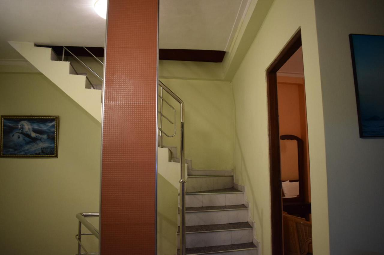 Grand Resort Kandy Zewnętrze zdjęcie