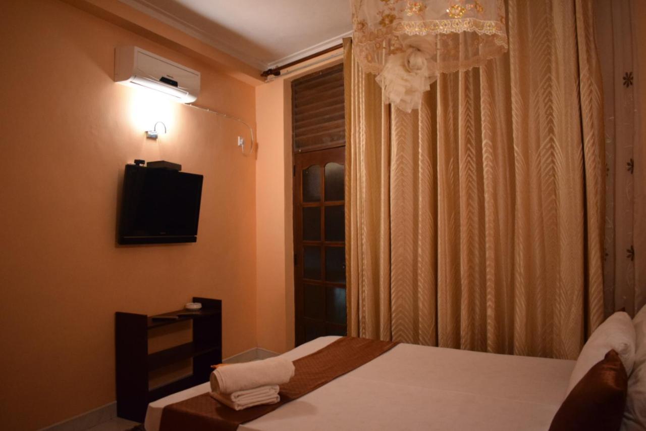Grand Resort Kandy Zewnętrze zdjęcie